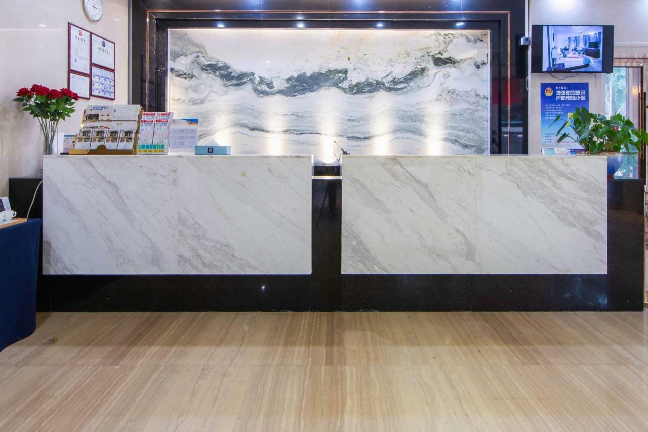 Отель Guangzhou Seaman Club Экстерьер фото