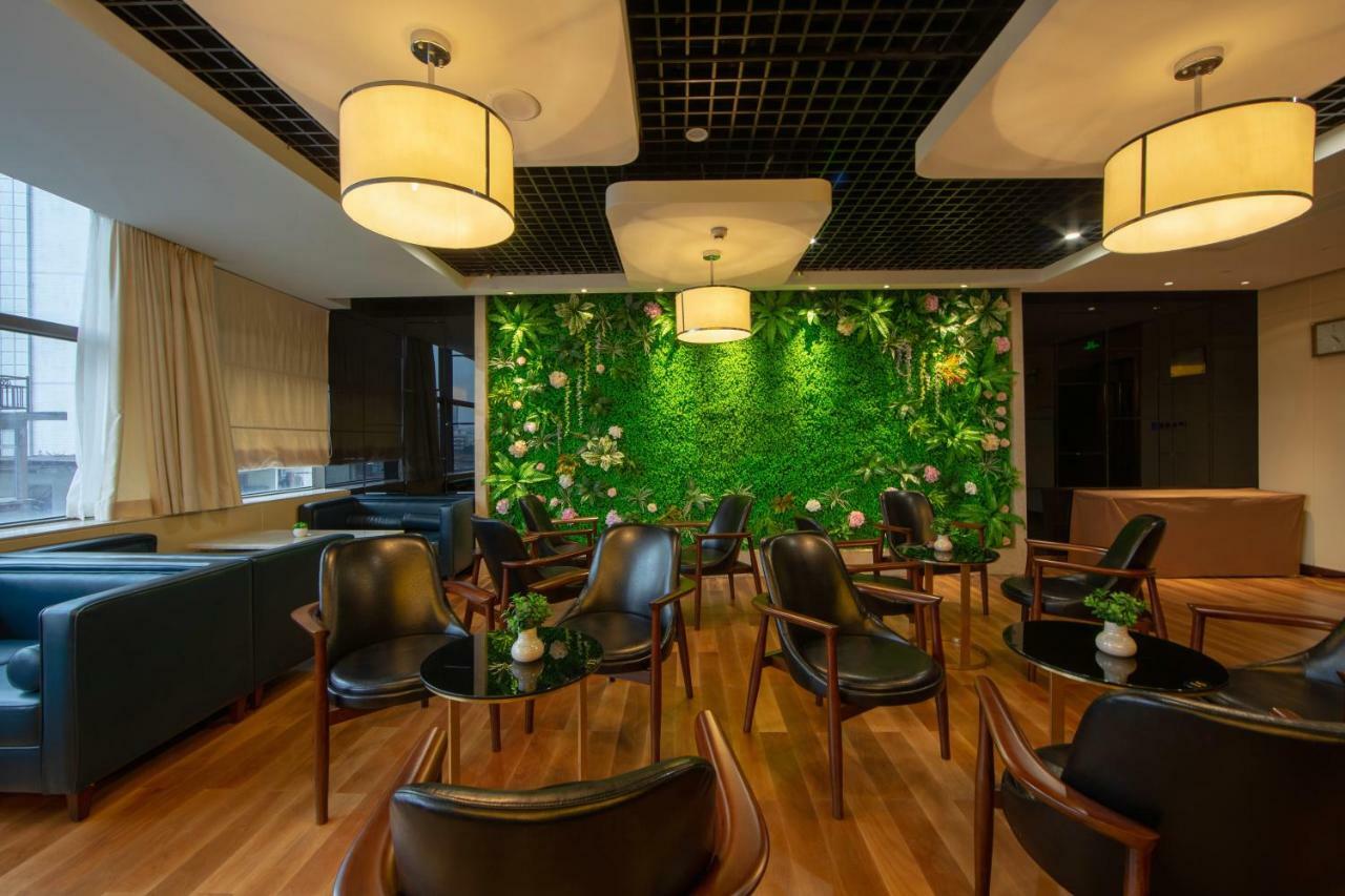 Отель Guangzhou Seaman Club Экстерьер фото