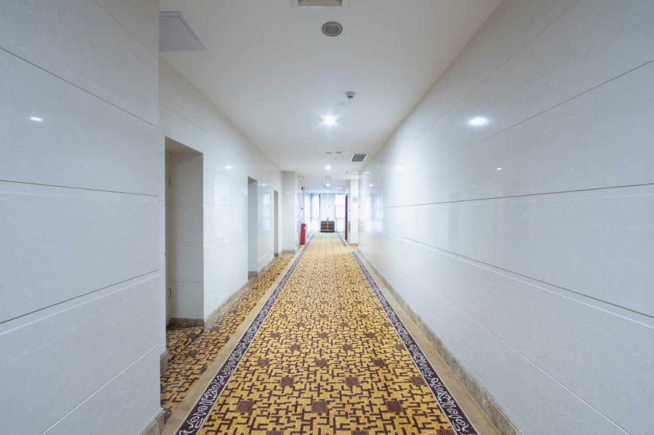 Отель Guangzhou Seaman Club Экстерьер фото