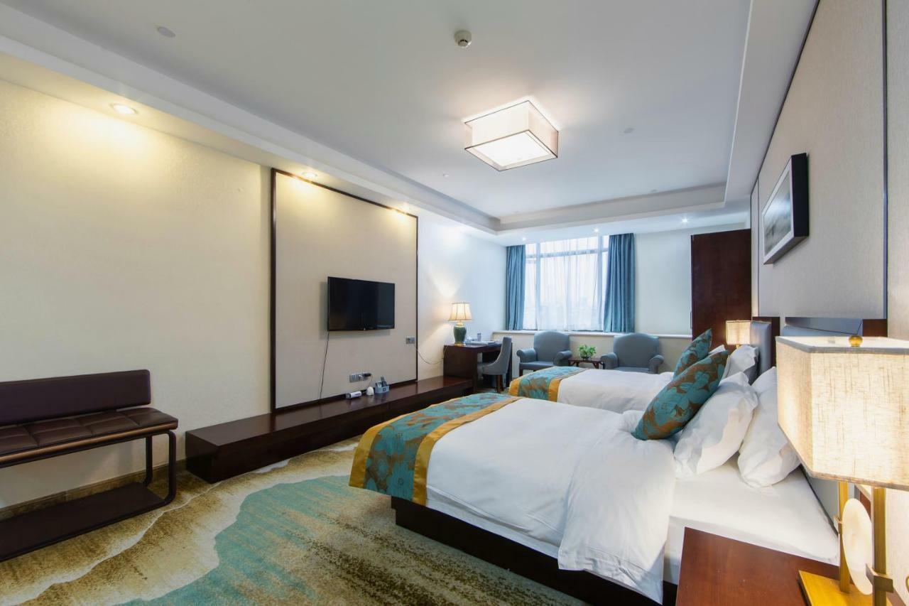 Отель Guangzhou Seaman Club Экстерьер фото