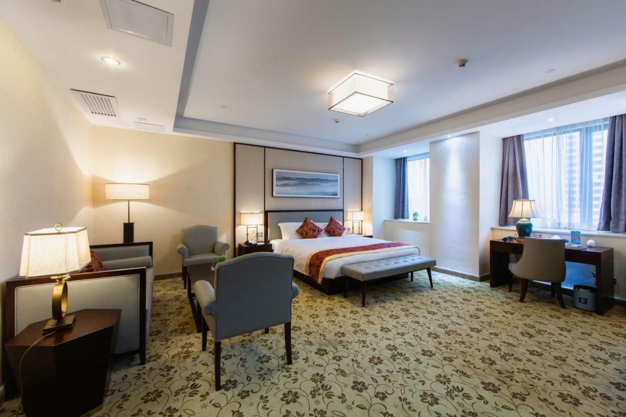 Отель Guangzhou Seaman Club Экстерьер фото